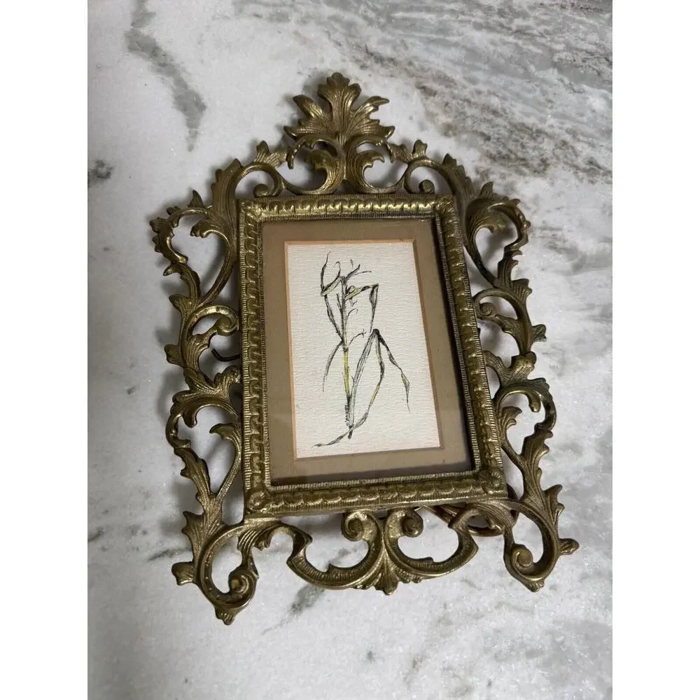 Unbranded beautiful antique